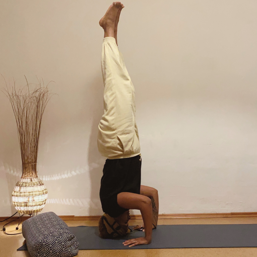 Kopfstand Yoga Shirshasana
